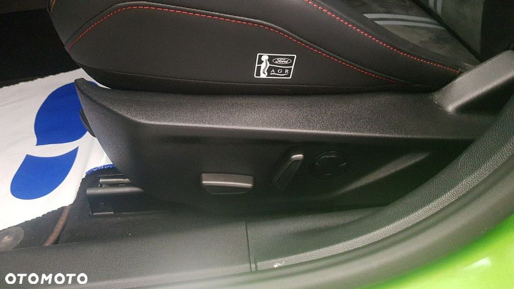 Ford Focus - 27