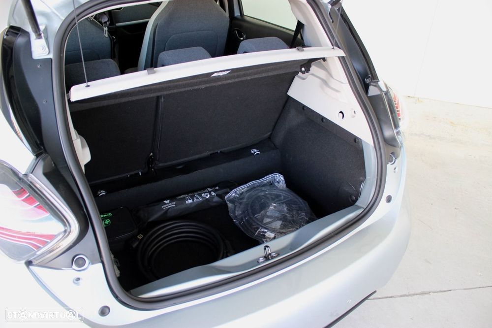Renault Zoe (c/ Bateria) Limited 50 - 8