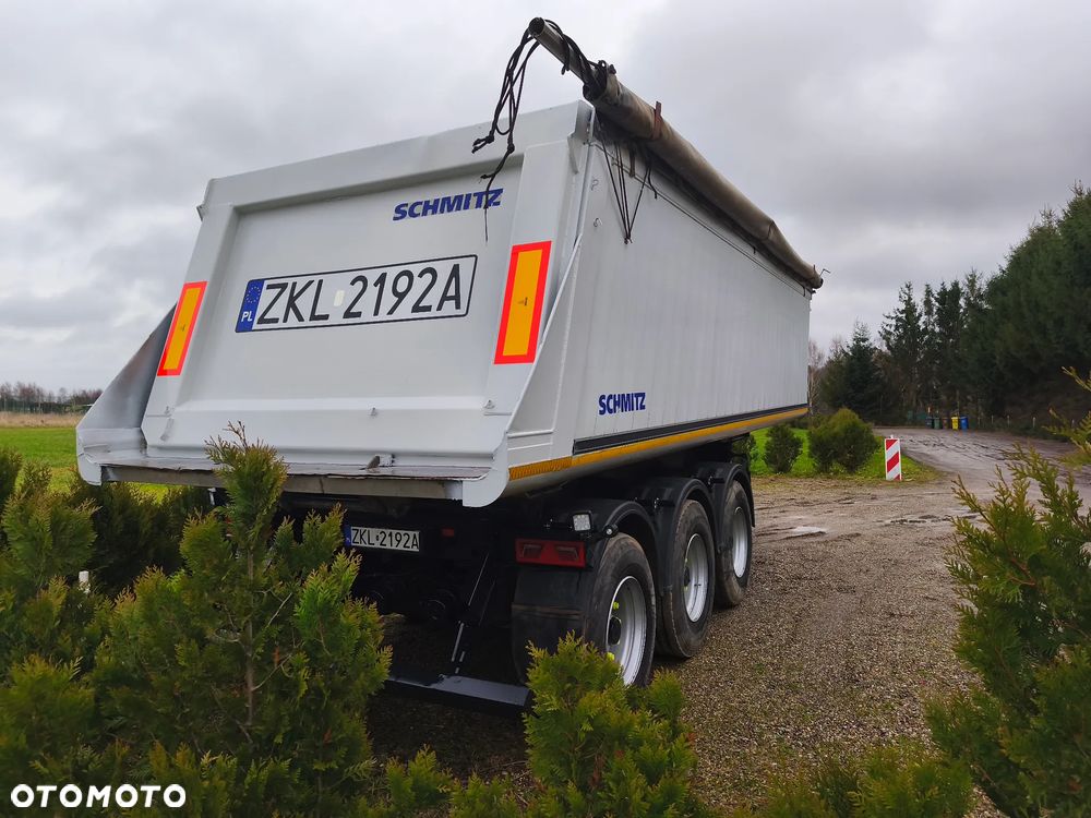 Schmitz Cargobull SKI 24 - 8