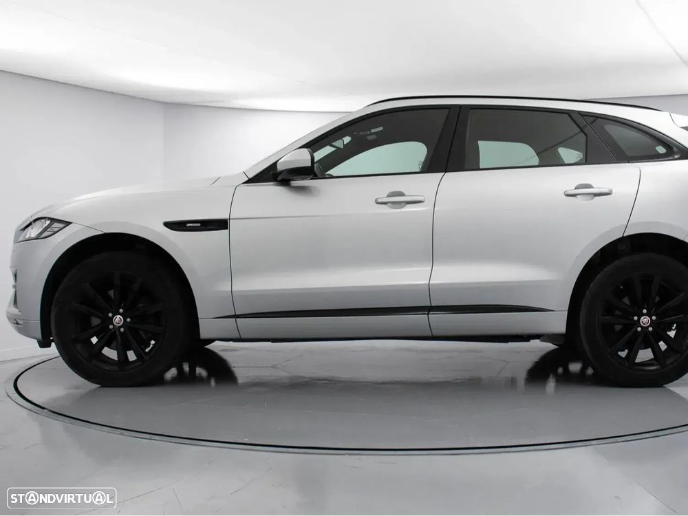 Jaguar F-Pace 2.0 i4D R-Sport AWD Aut. - 7