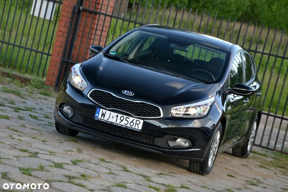 Kia Ceed 1.4 CVVT Attract plus - 11
