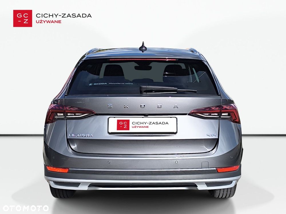 Skoda Octavia 2.0 TDI 4x4 Scout DSG - 4