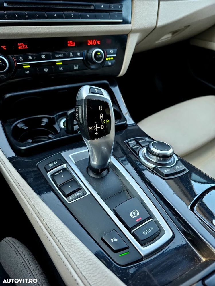 BMW Seria 5 520i Touring Aut. - 22