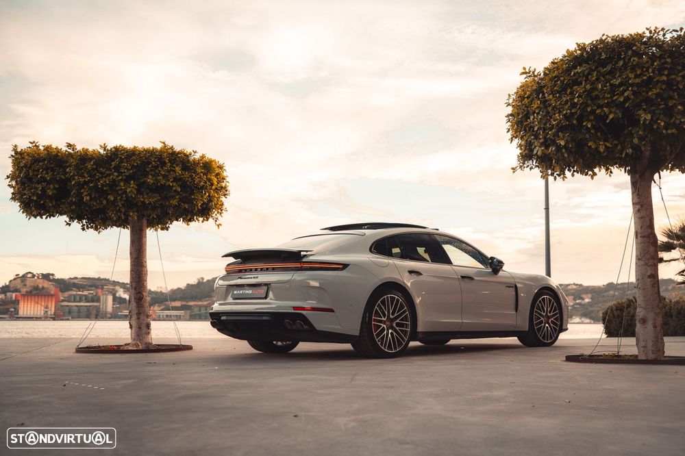 Porsche Panamera 4S E-Hybrid - 4