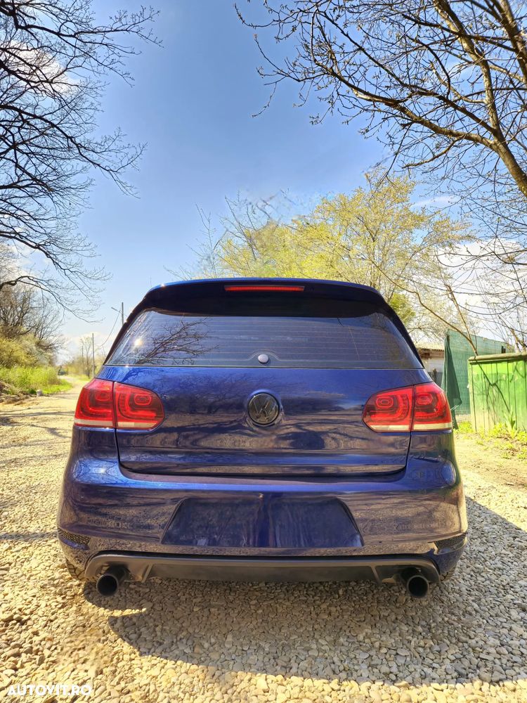 Volkswagen Golf 2.0 TSI GTI - 8