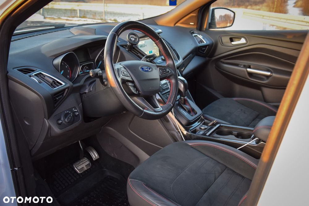 Ford Kuga 1.5 EcoBoost 4x4 ST-Line - 22