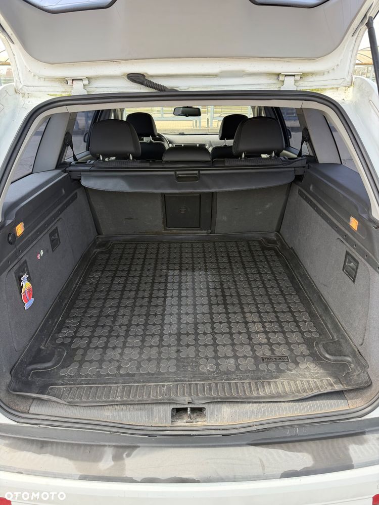 Opel Vectra 1.9 CDTI DPF - 9