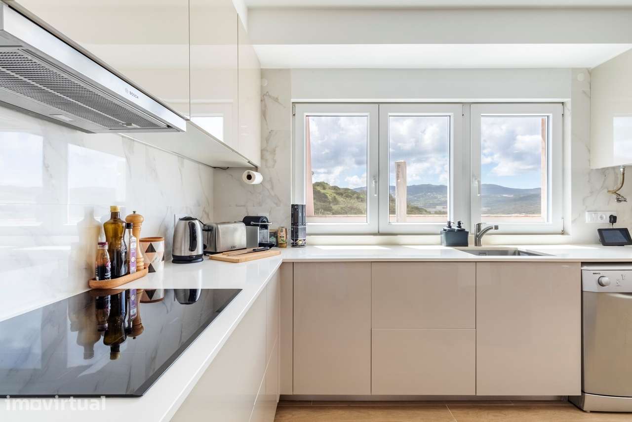 Apartamento T2 com Vista Mar e Serra | Praia das Maçãs, Colares - Grande imagem: 3/50