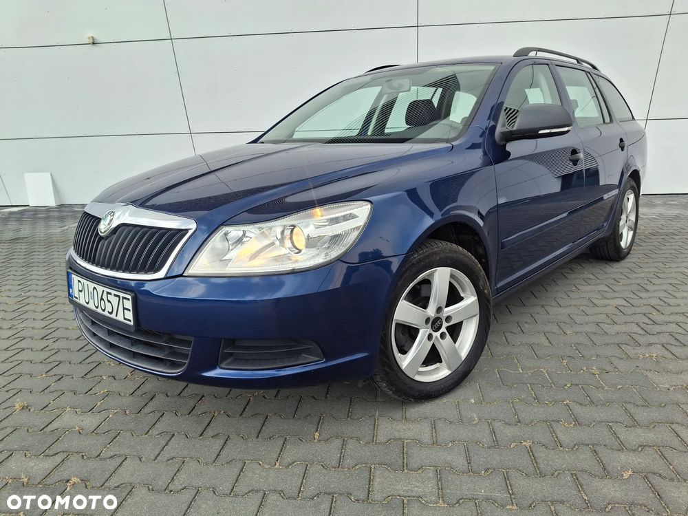 Skoda Octavia 1.6 TDI DPF Ambiente - 11