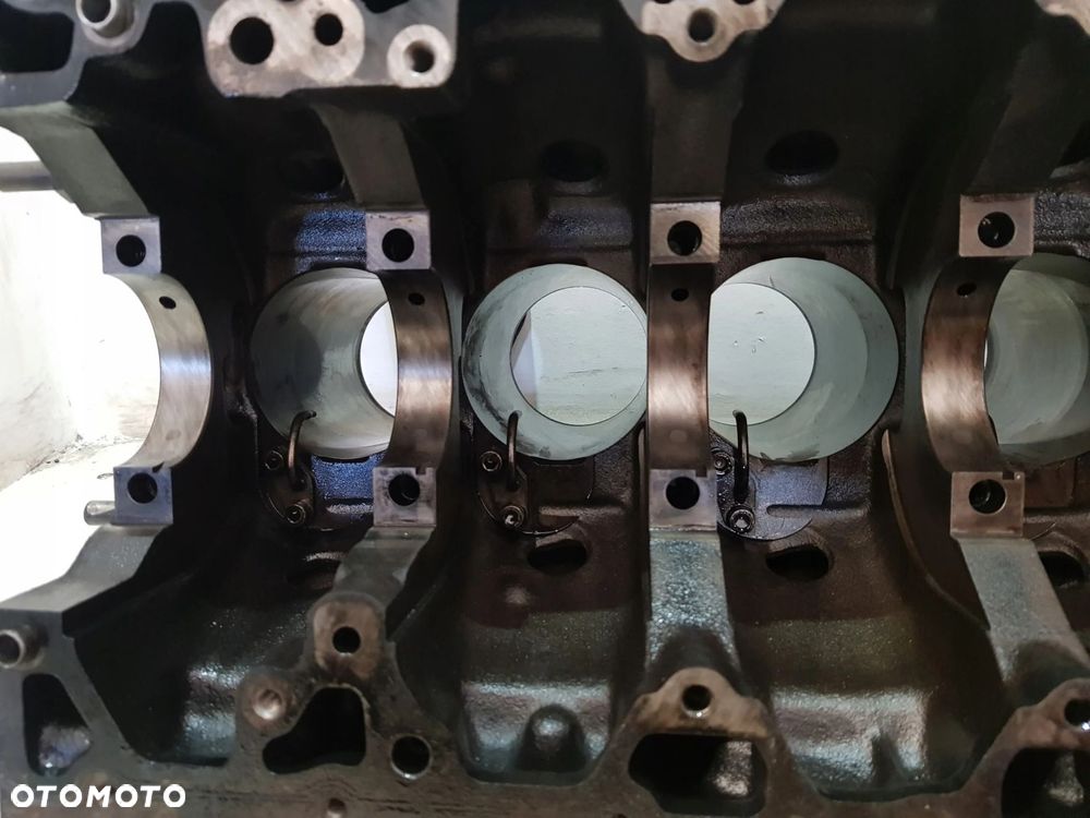 BLOK SILNIKA 256D1 BMW E39 2.5D M57D25 - 15