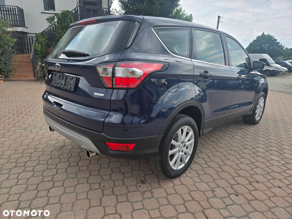 Ford Kuga 1.5 EcoBoost 2x4 Cool & Connect - 4