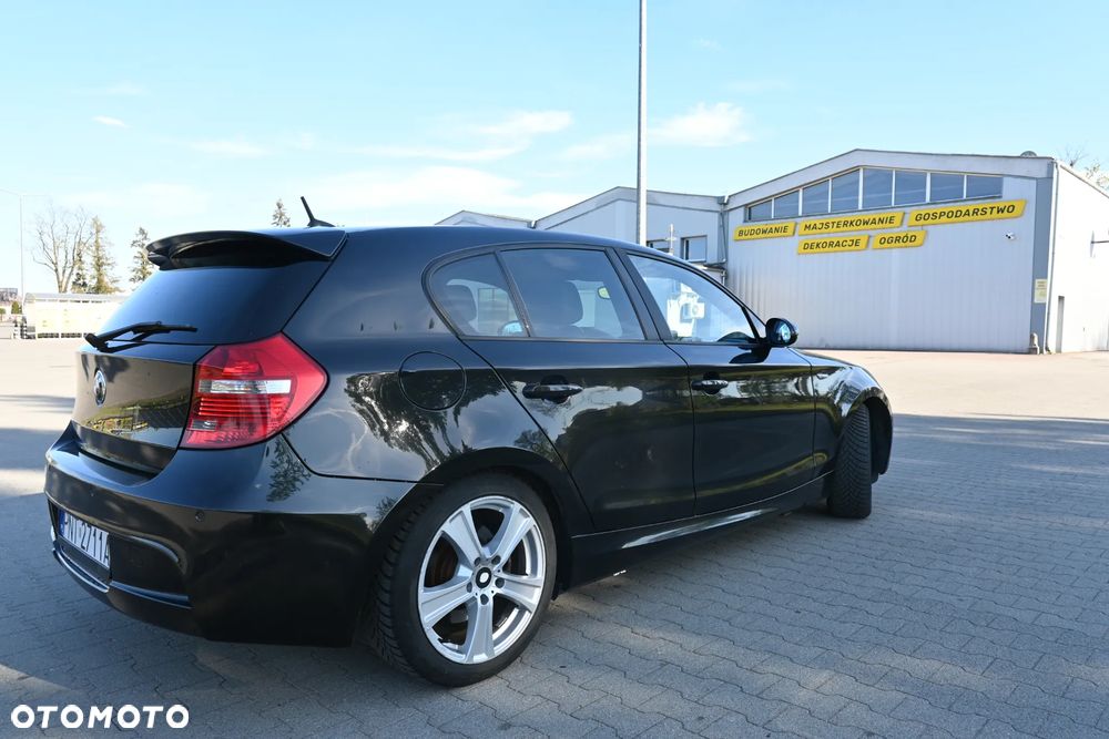 BMW Seria 1 123d - 23