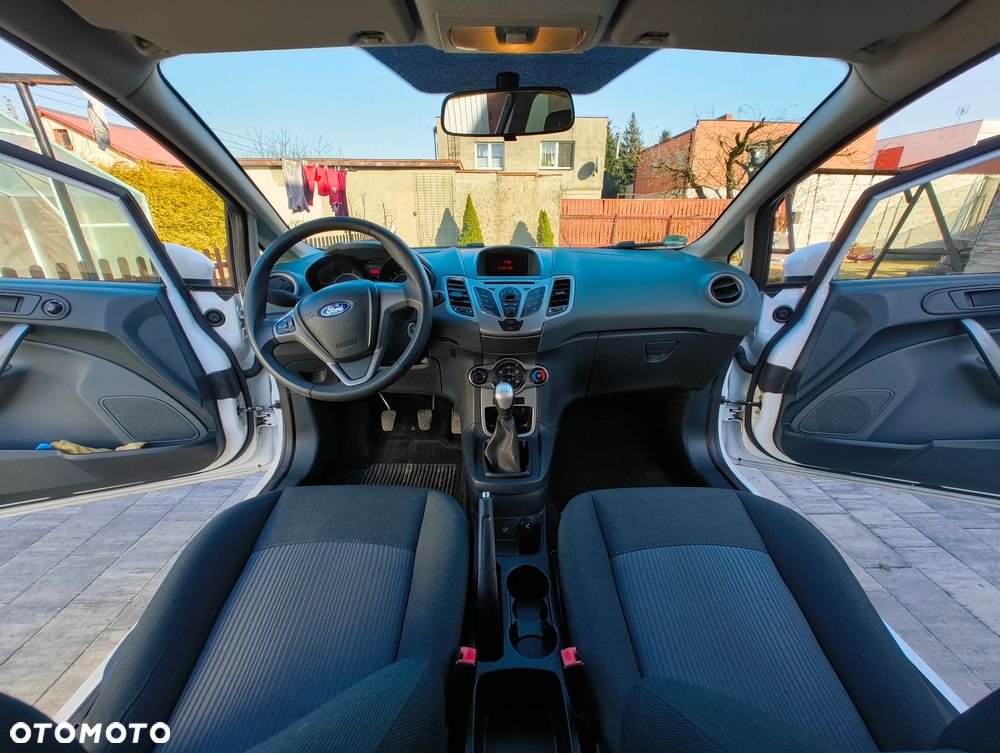 Ford Fiesta 1.25 Trend Edition - 16