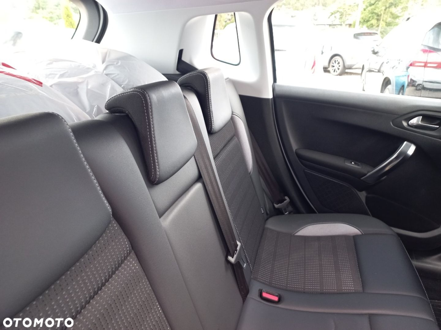 Peugeot 2008 - 16