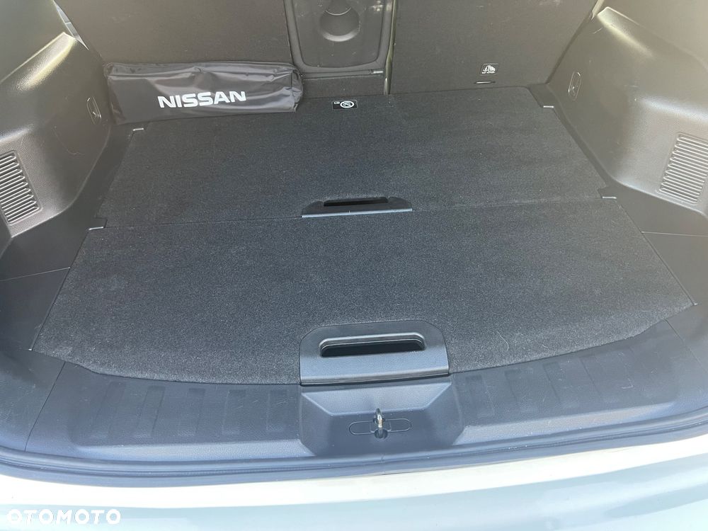 Nissan X-Trail 2.0 dCi Tekna Xtronic 4WD - 25