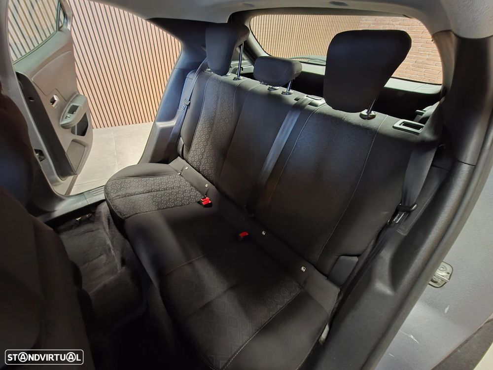 Opel Mokka - 11