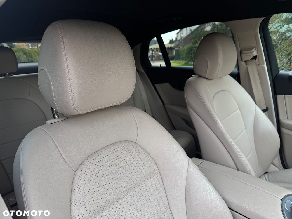 Mercedes-Benz GLC 200 d Business Edition - 27