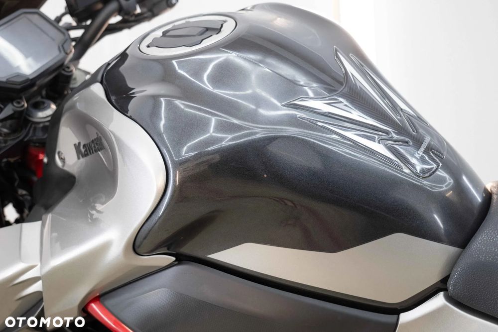 Kawasaki Z 900 - 22