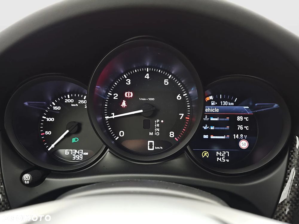 Porsche Macan Standard - 22