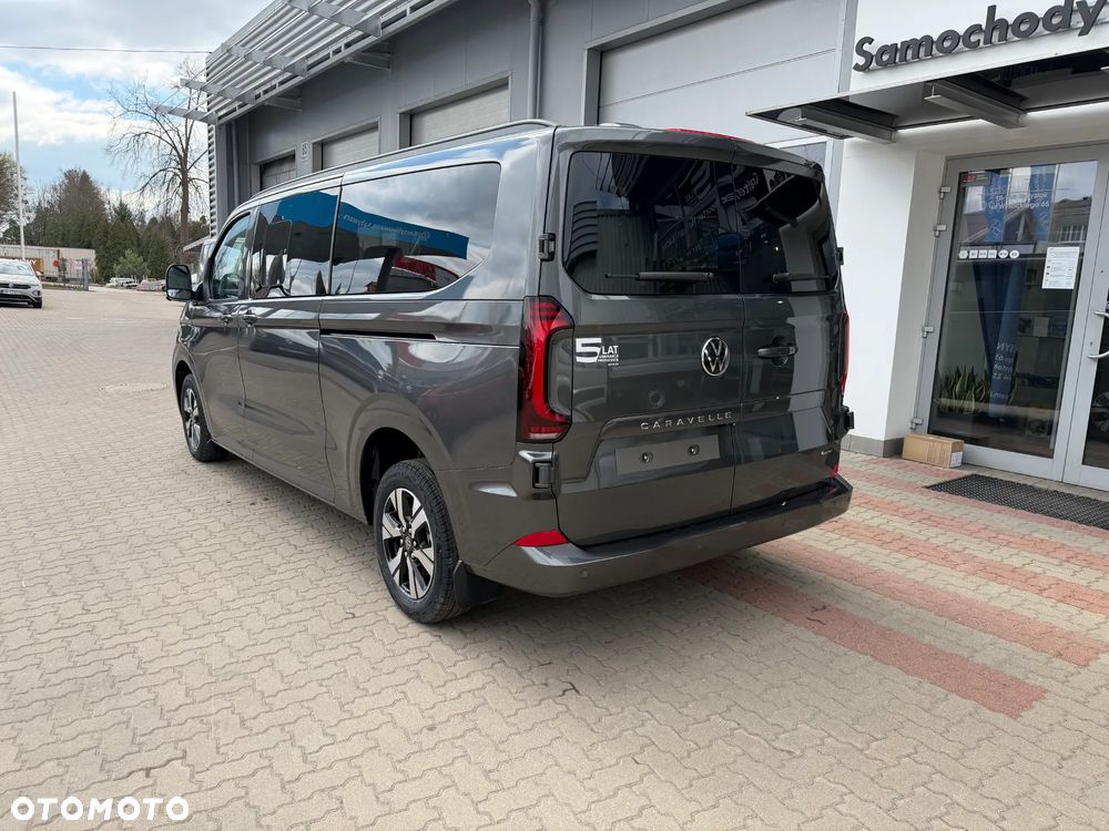 Volkswagen Caravelle - 2