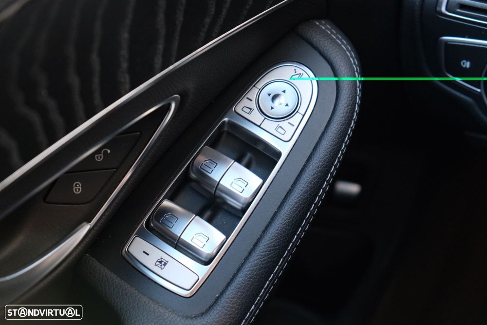 Mercedes-Benz C 300 h AMG Line - 22