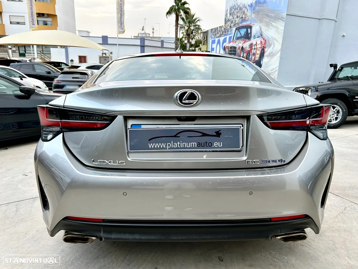 Lexus RC 300h Luxury - 4
