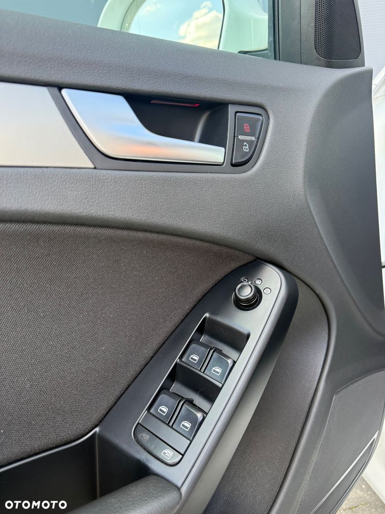 Audi A4 Avant 2.0 TFSI Ambition - 22