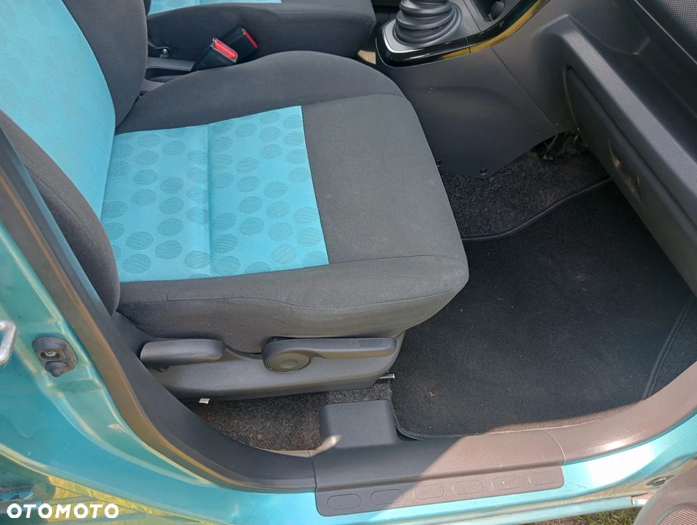 Suzuki Splash 1.0 Comfort - 16