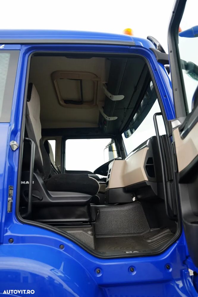 MAN TGS 35.460 / 8x4 / BASCĂLĂTOR 5.8 M / HIDROCLAPĂ / NAVIGAȚIE / 2018 - 36