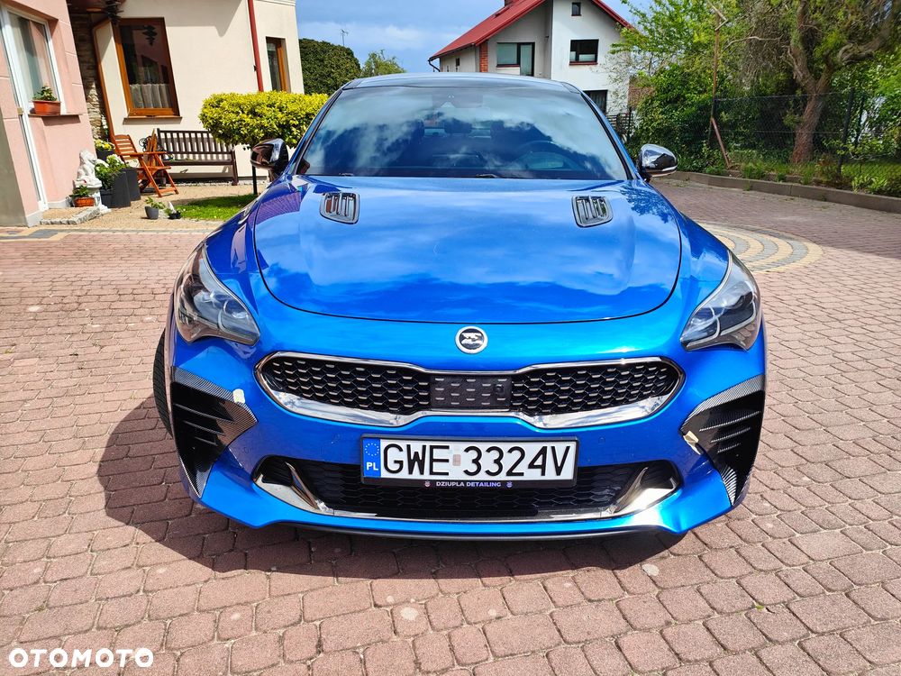 Kia Stinger - 24