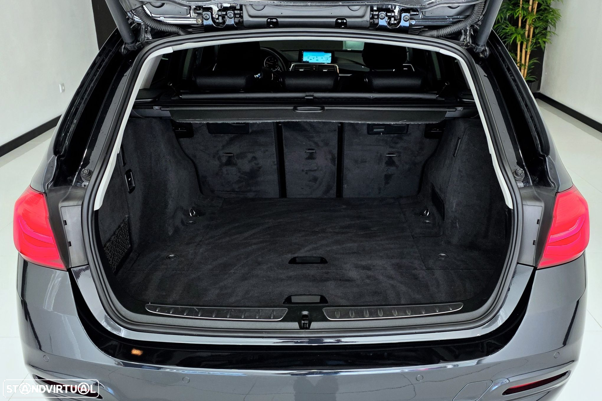 BMW 320 d Touring Aut. Advantage - 11