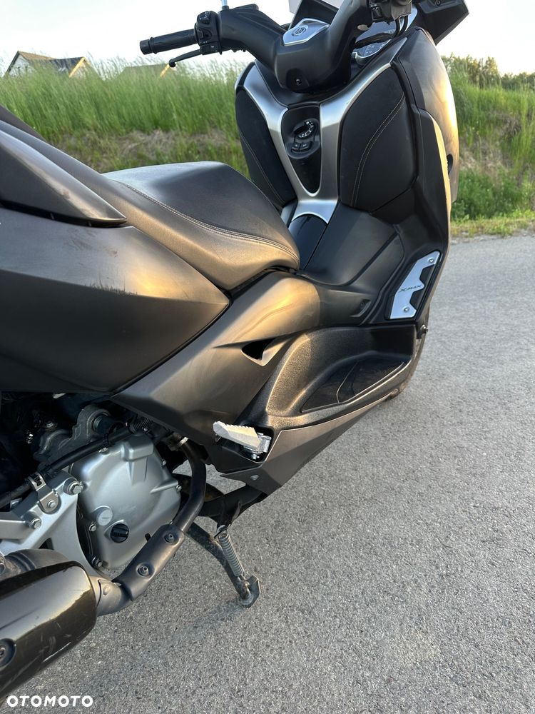 Yamaha X-max - 20