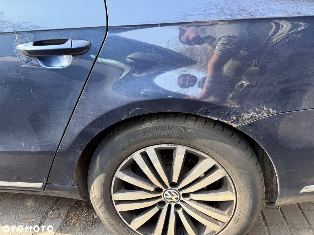 Volkswagen Passat 2.0 TDI DPF DSG 4Motion Comfortline - 36