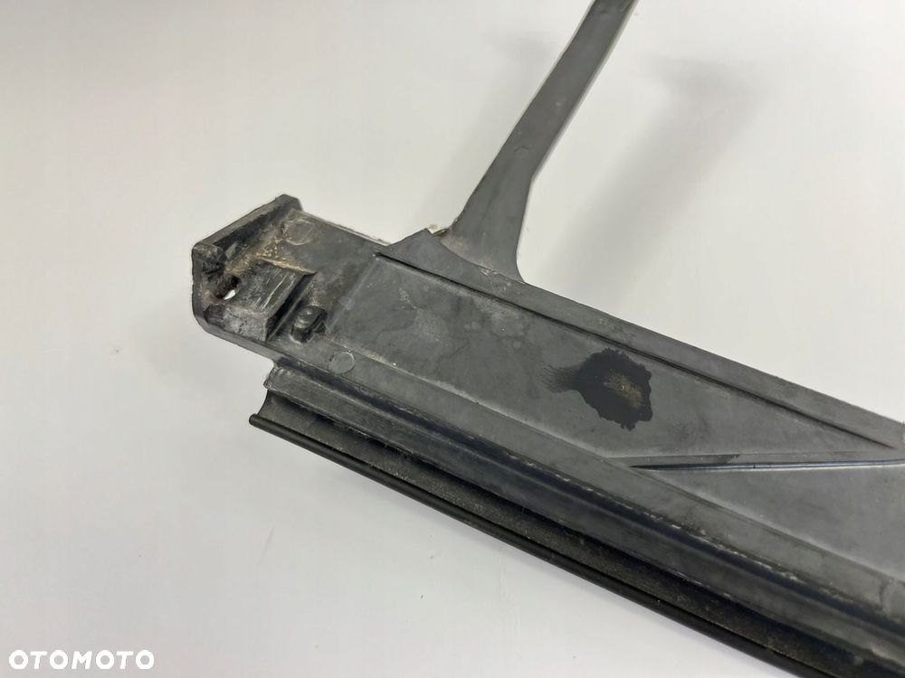 LISTWA SZYBERDACHU PROWADNICA MERCEDES W124 SEDAN S124 KOMBI 1247820824 - 9