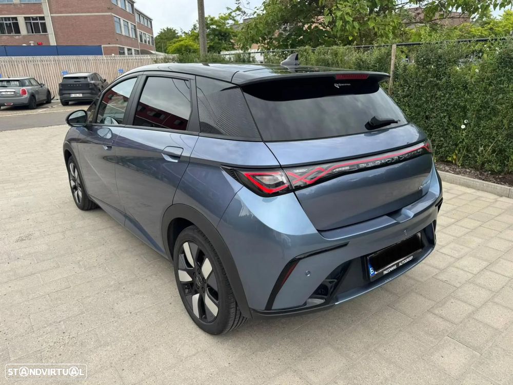 BYD Dolphin 60.4 kWh Design - 4