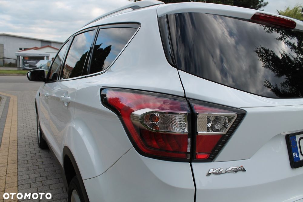 Ford Kuga 2.0 TDCi 2x4 Cool & Connect - 13