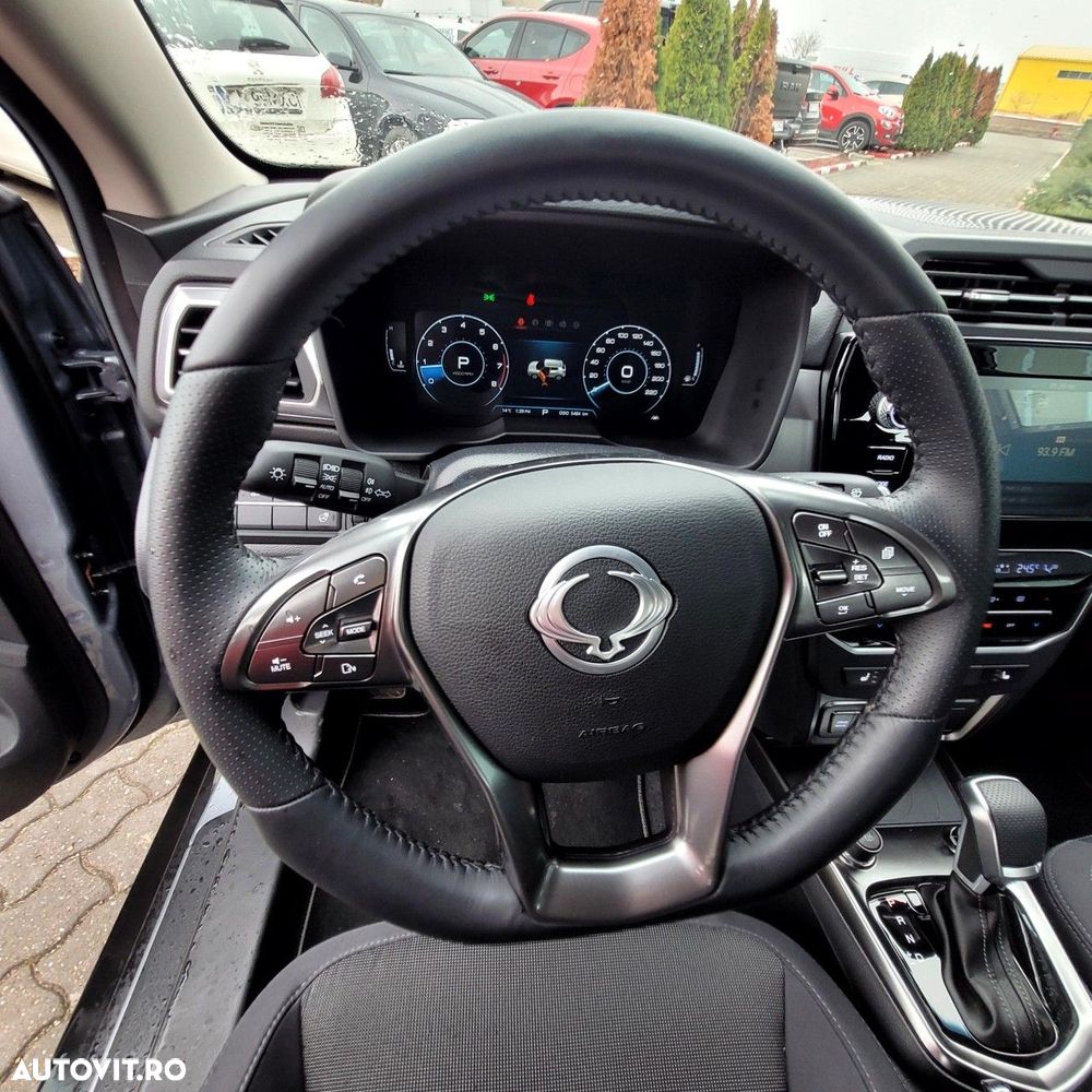 SsangYong Tivoli - 22