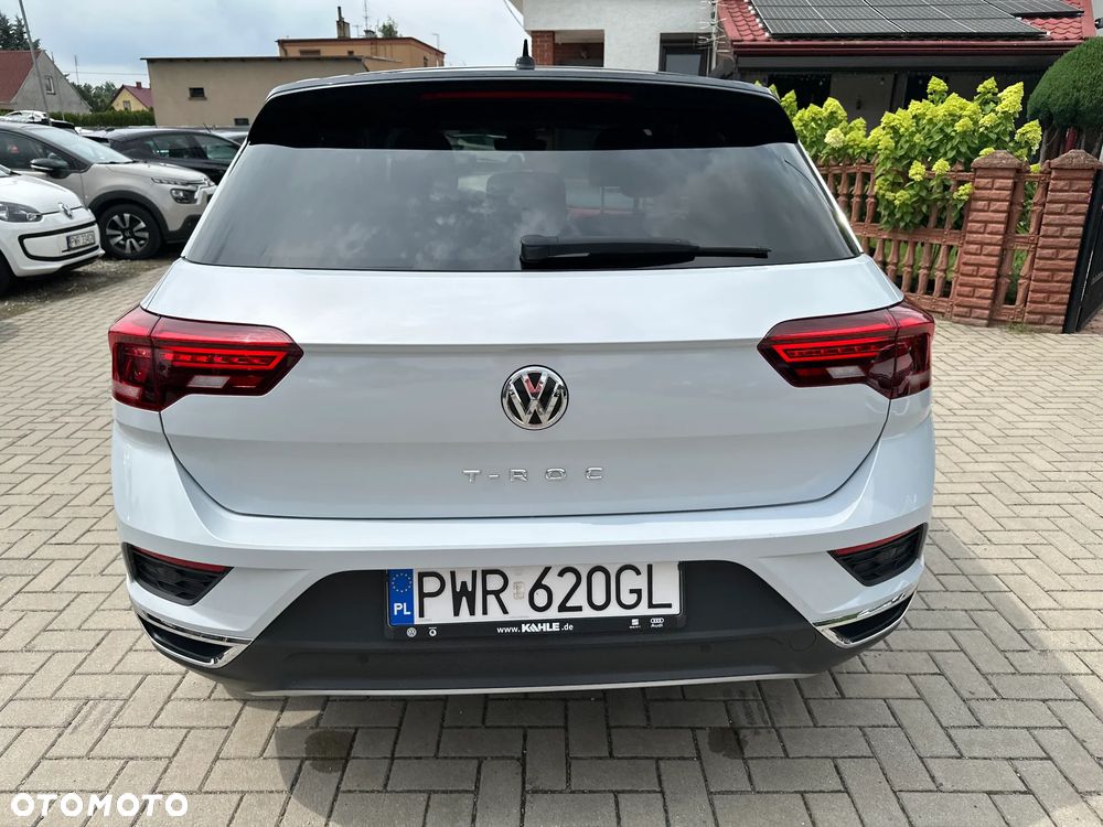 Volkswagen T-Roc - 36