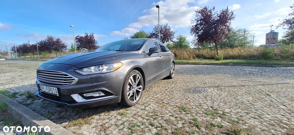 Ford Fusion - 4
