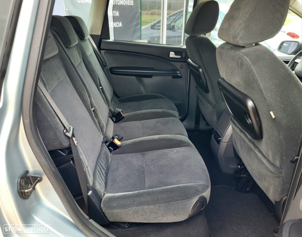 Ford C-Max - 15