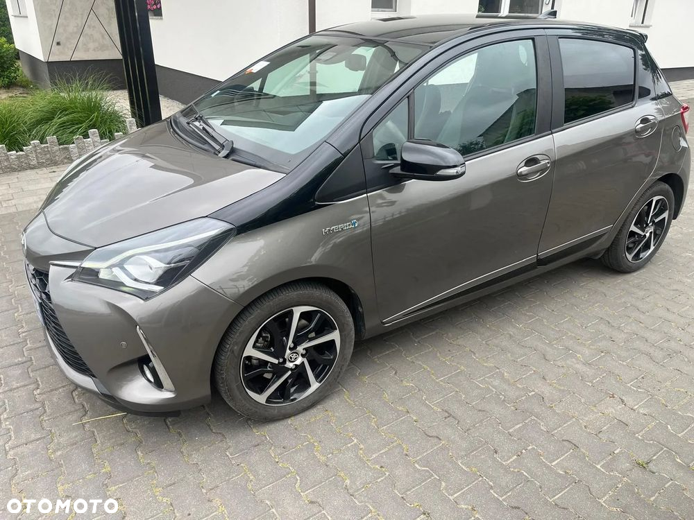Toyota Yaris Hybrid 1.5 Selection Style - 2