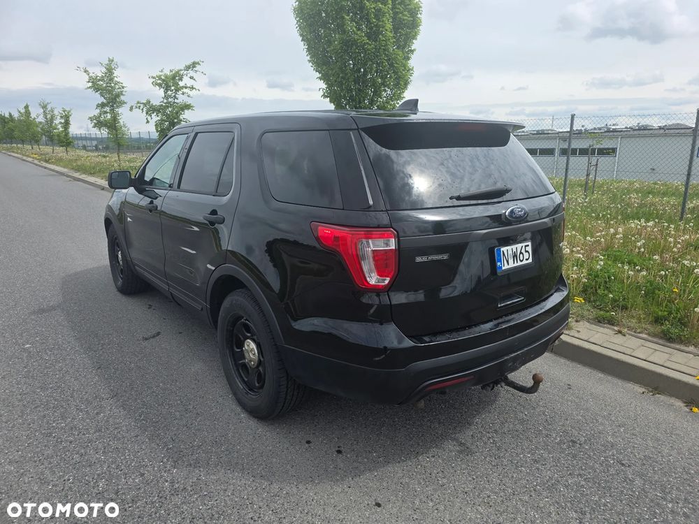 Ford Explorer - 4