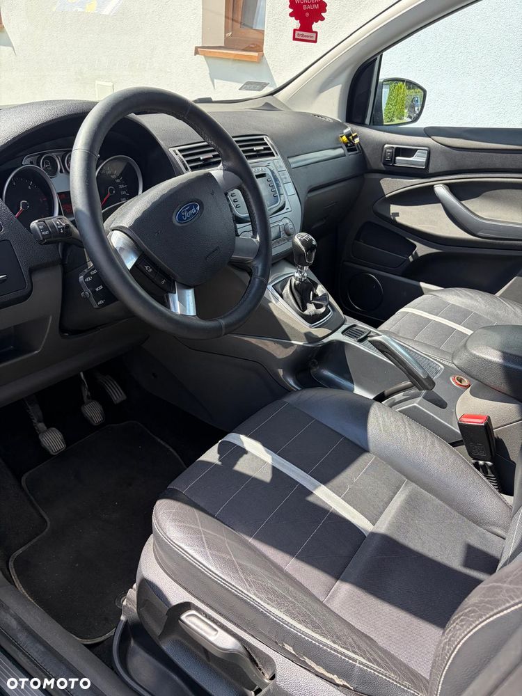 Ford Kuga 2.0 TDCi Titanium - 5