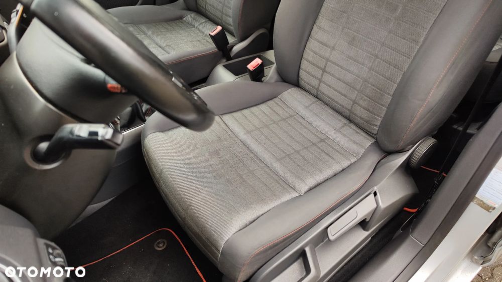 Volkswagen Golf Plus 1.6 Goal - 18