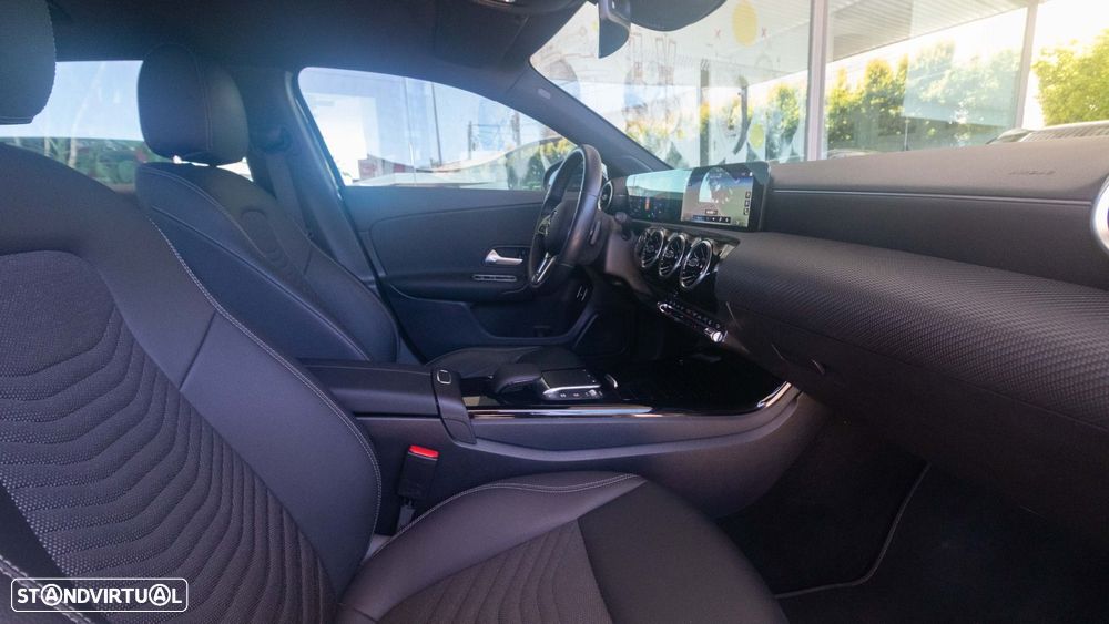 Mercedes-Benz A 250 e Style Plus - 11