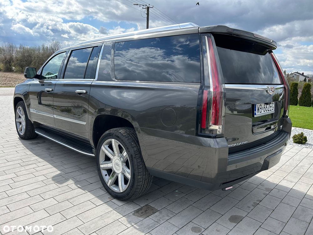 Cadillac Escalade 6.2 V8 ESV Premium - 9