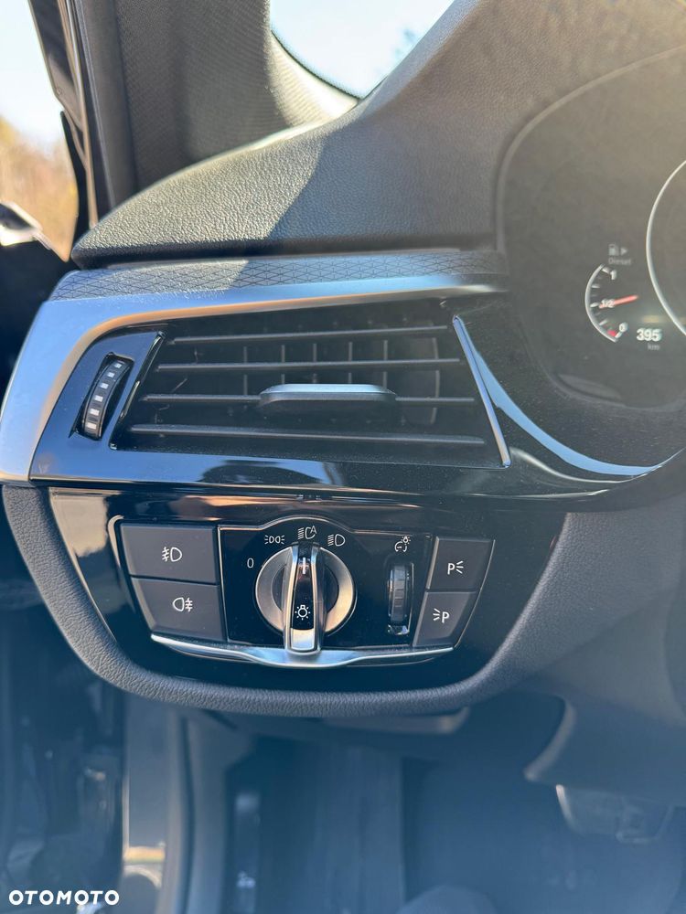 BMW Seria 5 520d xDrive - 19