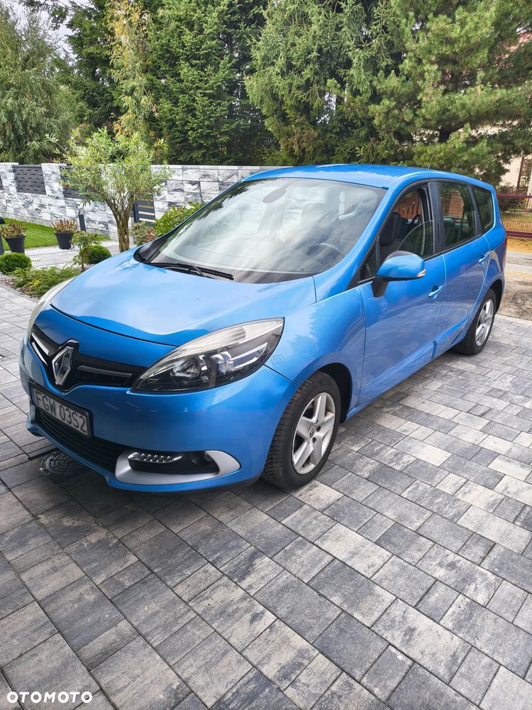 Renault Scenic 2013 photo 2