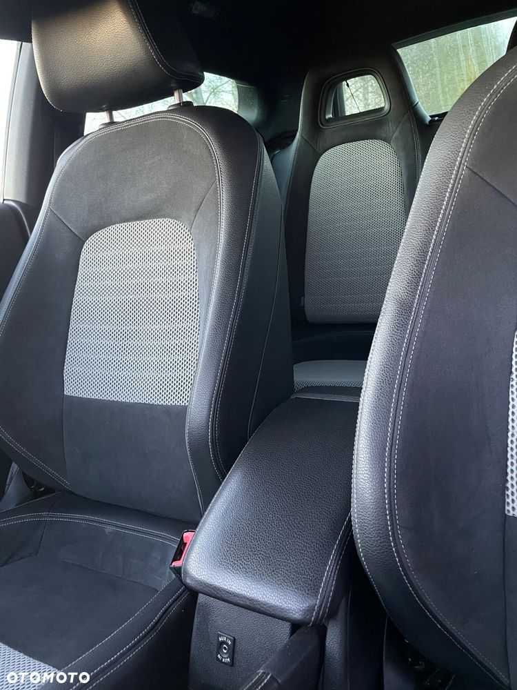 Volkswagen Scirocco 2.0 TDI - 9