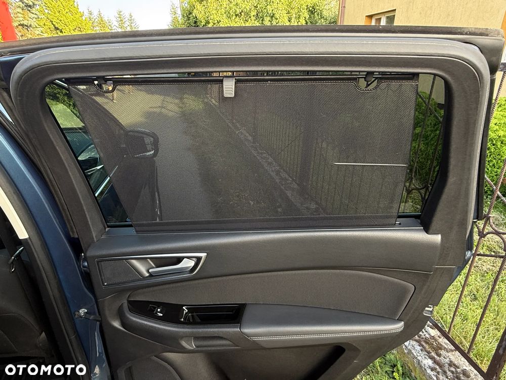 Ford S-Max 2.0 EcoBlue Titanium - 36